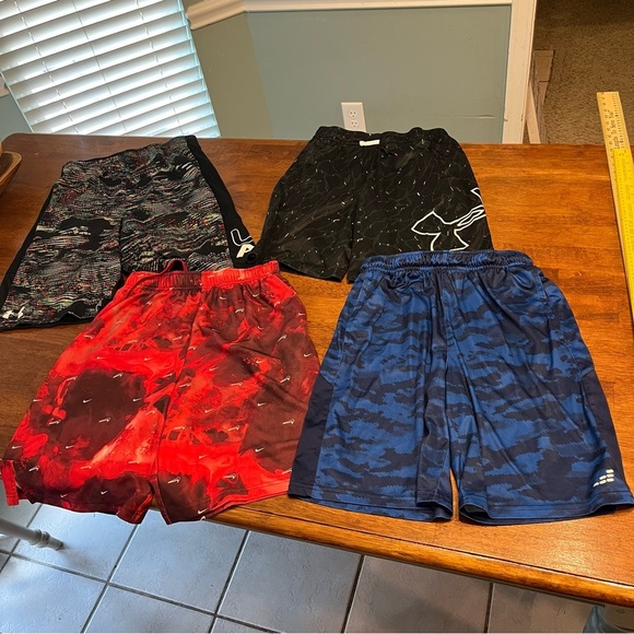 4 Boys Multicolor athletic Shorts Set BCG  Nike Under Armour size XL - Picture 1 of 7